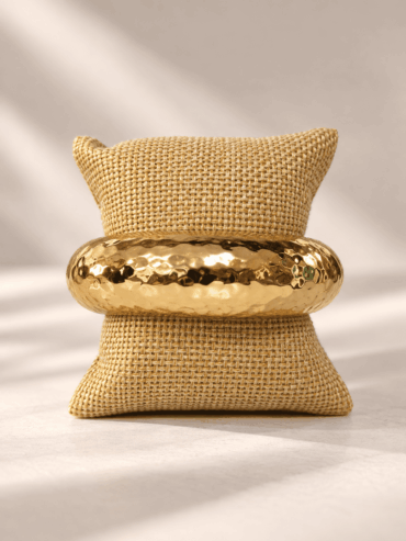 Brazalete Dorado Textura Martillada
