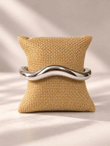 Brazalete Plateado Tubo Ondulado