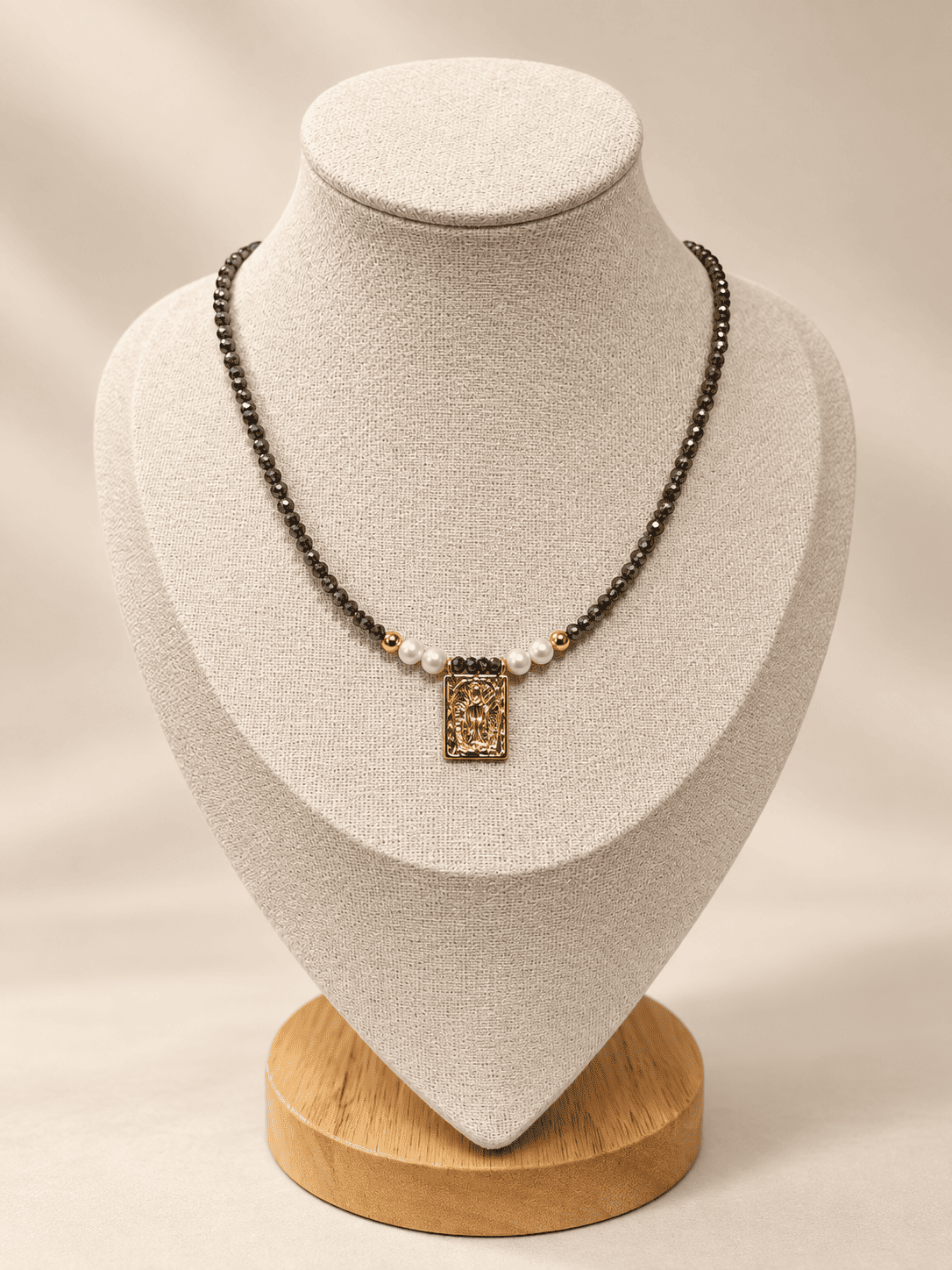 Collar Medalla de la Virgen María